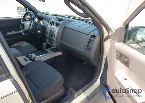 2011 Ford Escape Xlt from USA, damaged, VIN 1FMCU9D7XBKB92611